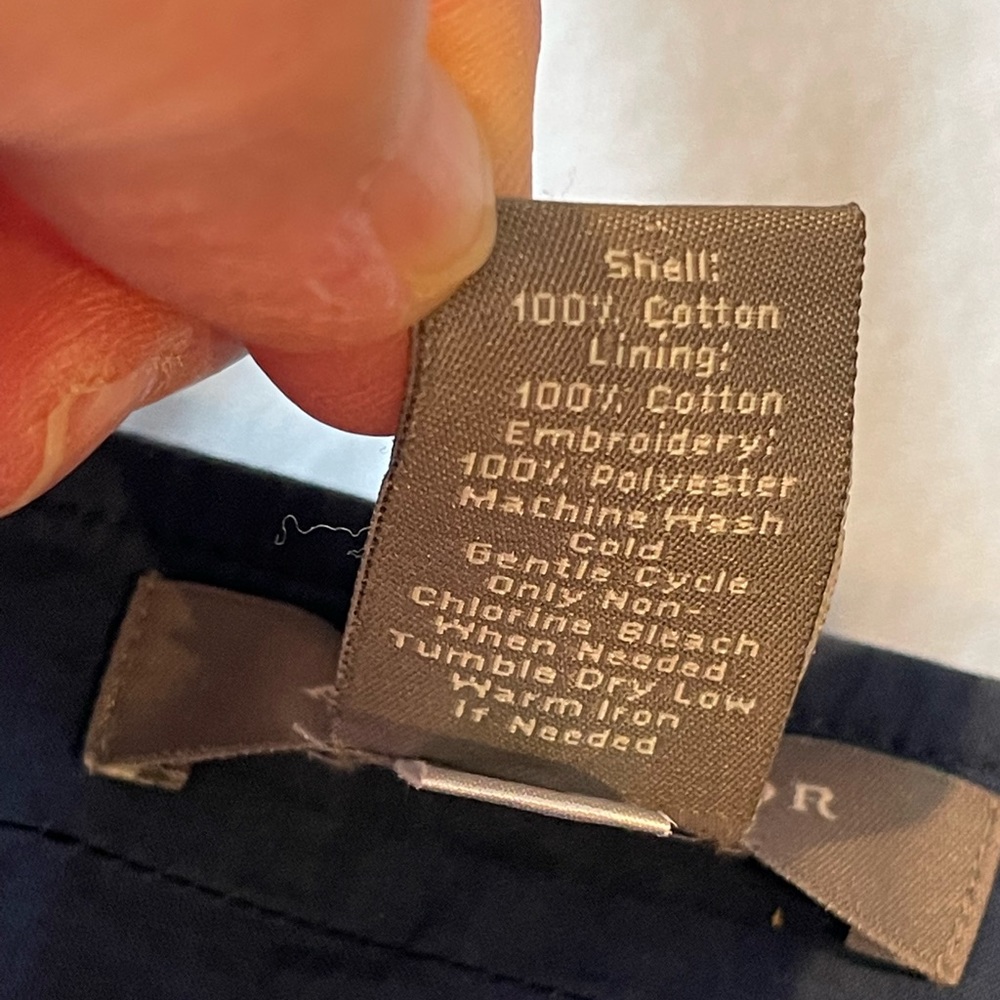 Ann Taylor Blue with white embroidery flowers side zipper short skirt. Size 6 - Picture 4 of 6